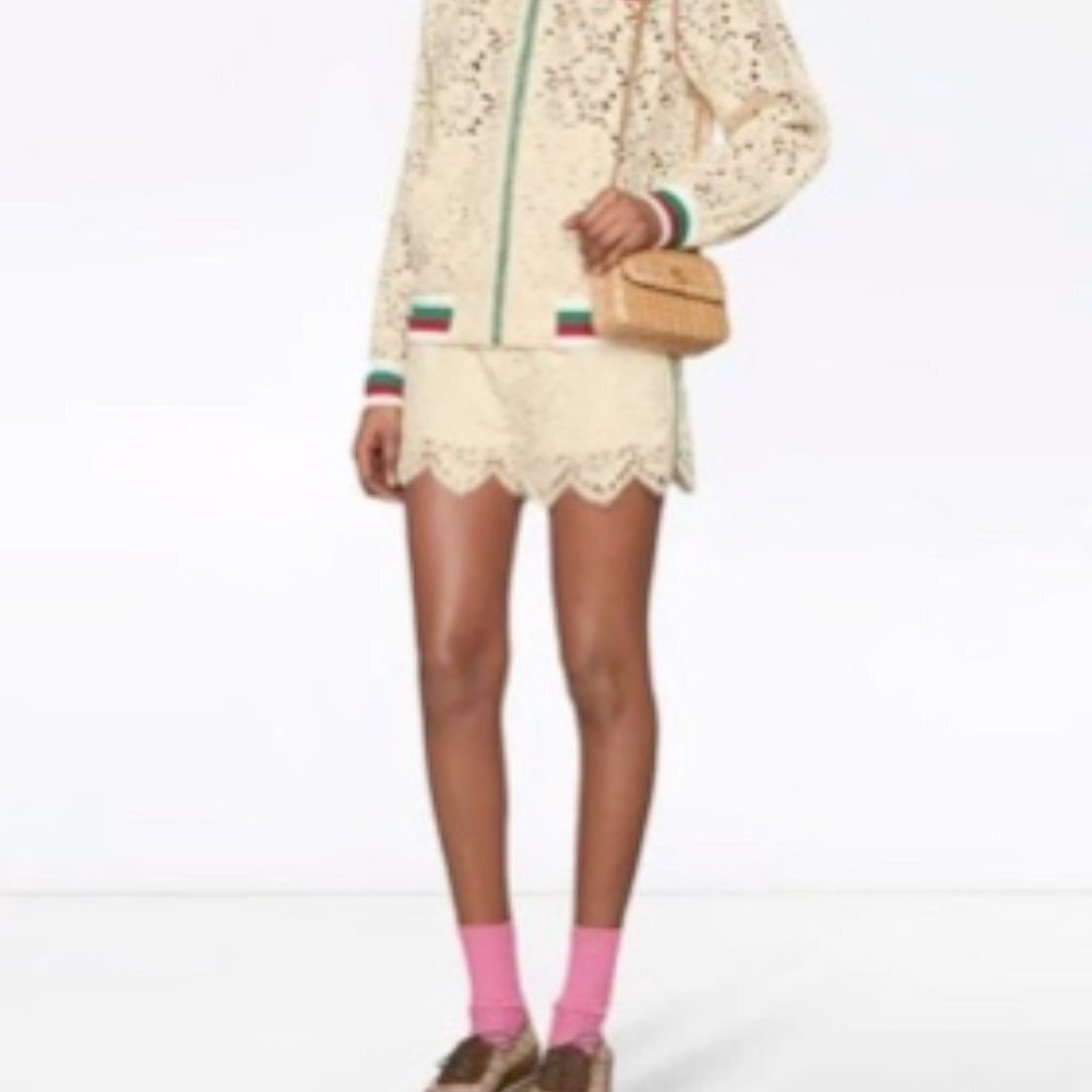 GUCCI FLOWER LACE SHORTS - Picture 7 of 8